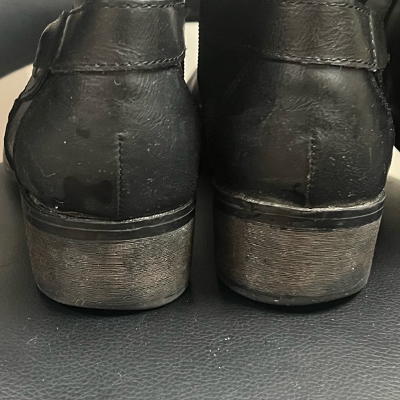 Arizona Jeans Co Boots. I’m selling both pair as a bundle deal - Picture 7 of 9